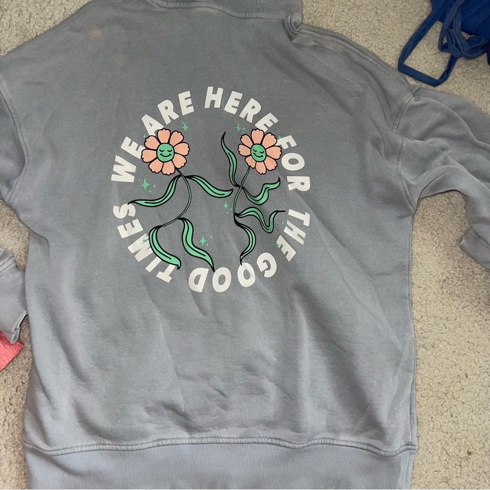 Forever 21 sweatshirt
